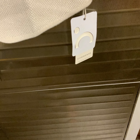 Commense knit vest - Picture 4 of 5